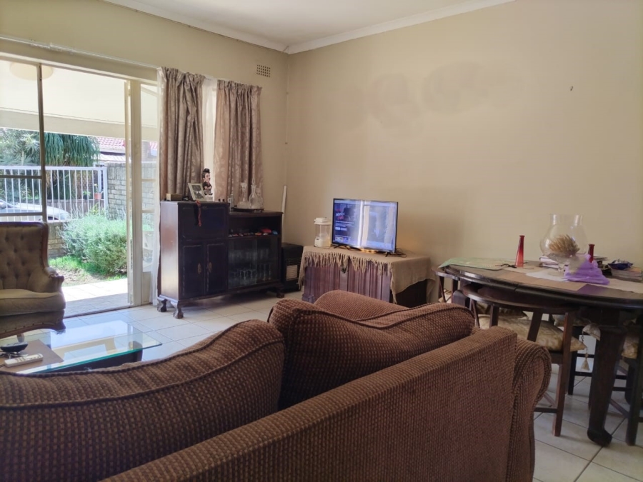 2 Bedroom Property for Sale in Rustenburg Central North West